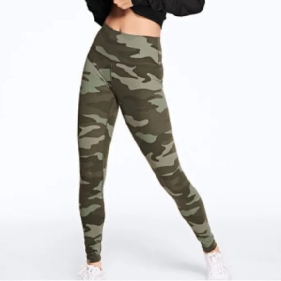 PINK Victoria's Secret Olive Camouflage Leggings - Picture 1 of 12